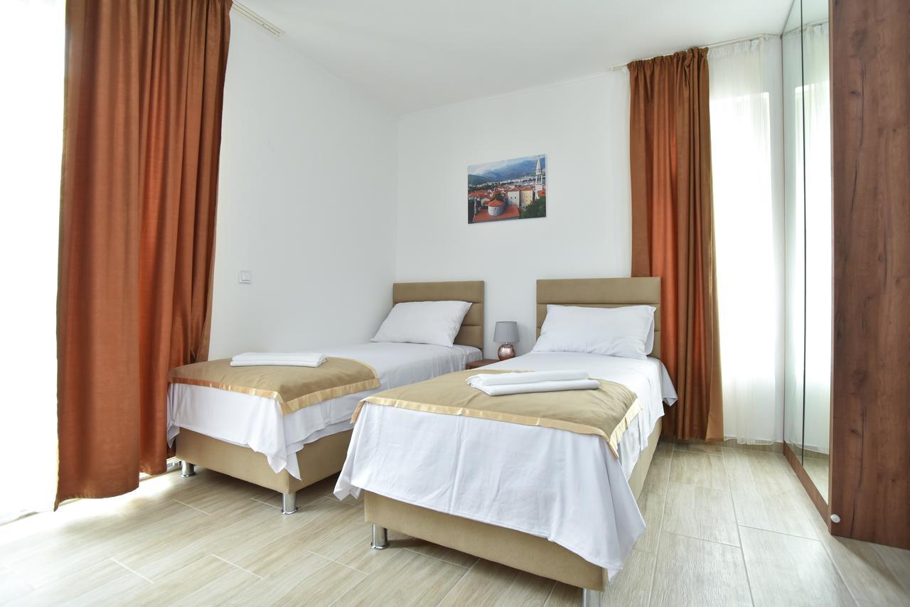 Apartment L Palace Budua Esterno foto